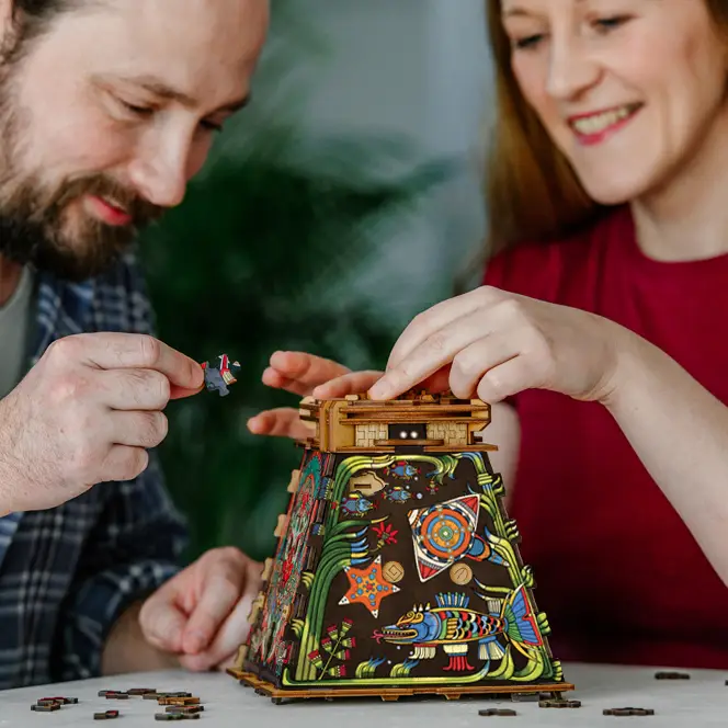 CluePuzzel - De Zonpiramide